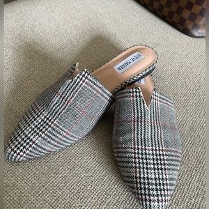 STEVE MADDEN Ally Slip on Mule Size 8.5